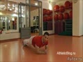 Фитнес упражнение для живота и ягодиц. Обучающее видео.