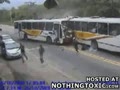 Автобусы столкнулись лоб в лоб.